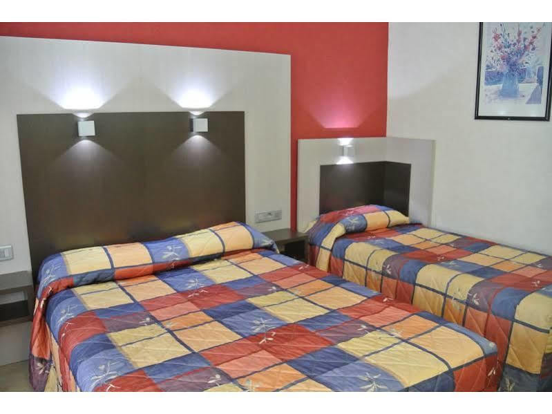 Hotel Le Val Moret Magnant المظهر الخارجي الصورة