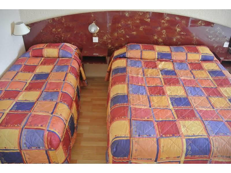 Hotel Le Val Moret Magnant المظهر الخارجي الصورة